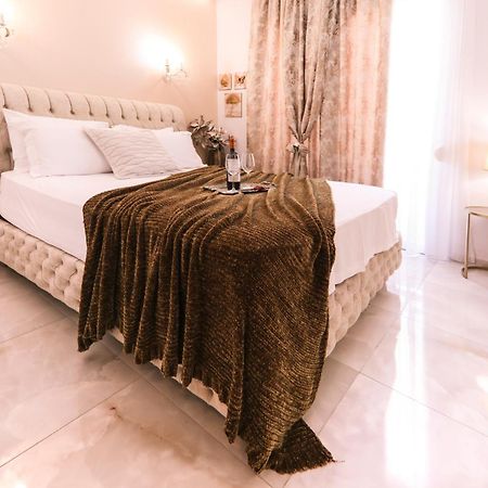 Goldenspace Exquisite Suite Near The Port Volos Exterior photo