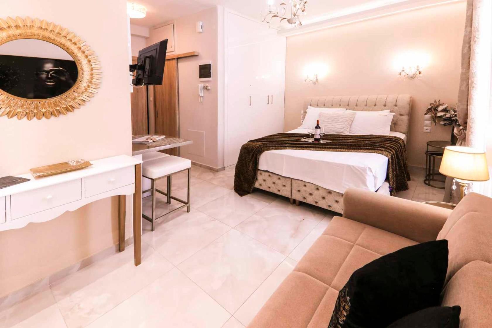 Goldenspace Exquisite Suite Near The Port Volos Exterior photo